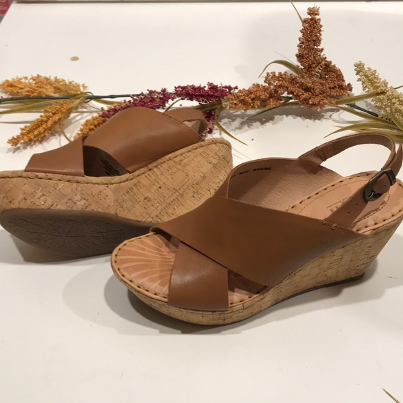 BORN Emmy wedge sandal cork heel open toe buckle - Picture 8 of 8